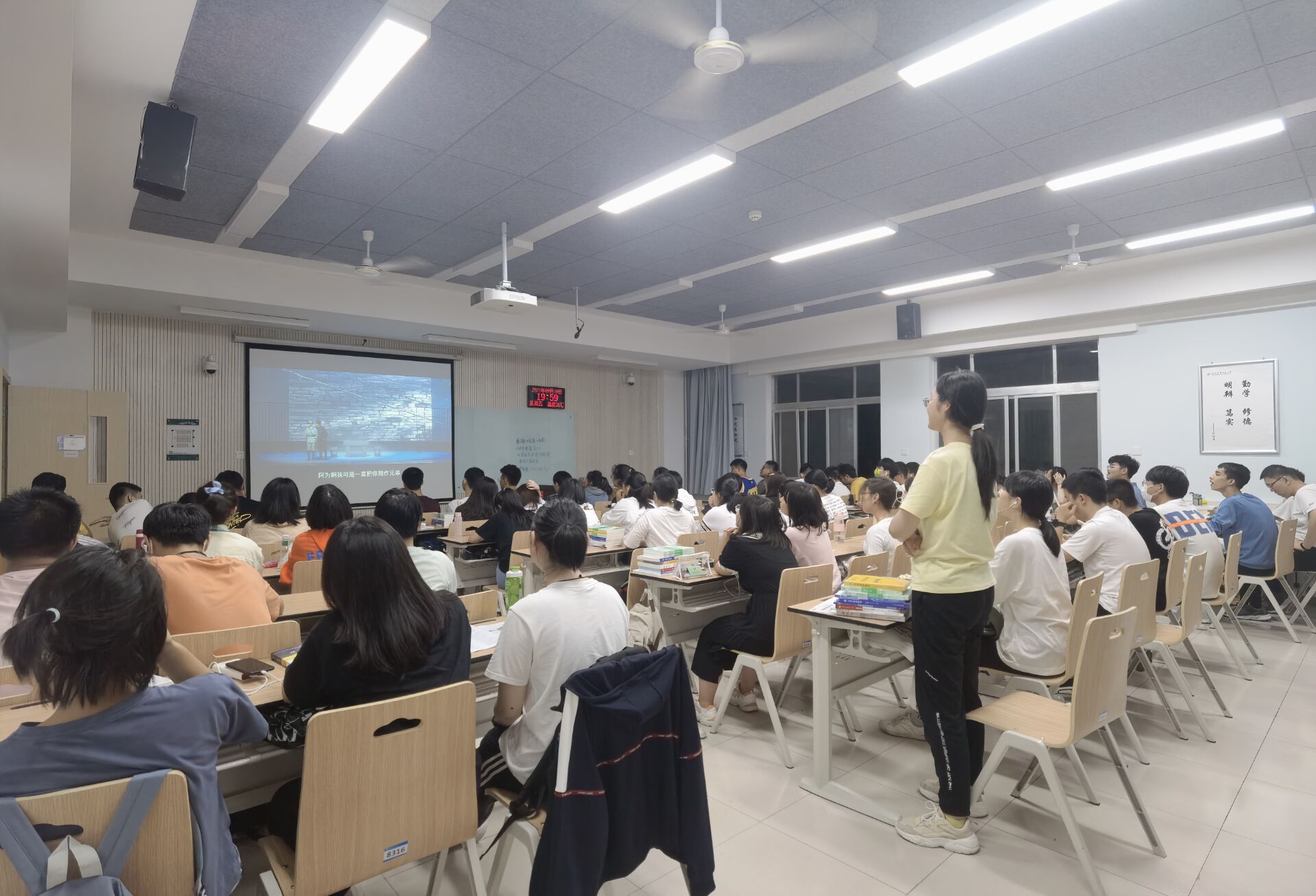 c971b6863e4647d0957c8633bc93fc4d.jpg c971b6863e4647d0957c8633bc93fc4d.jpg