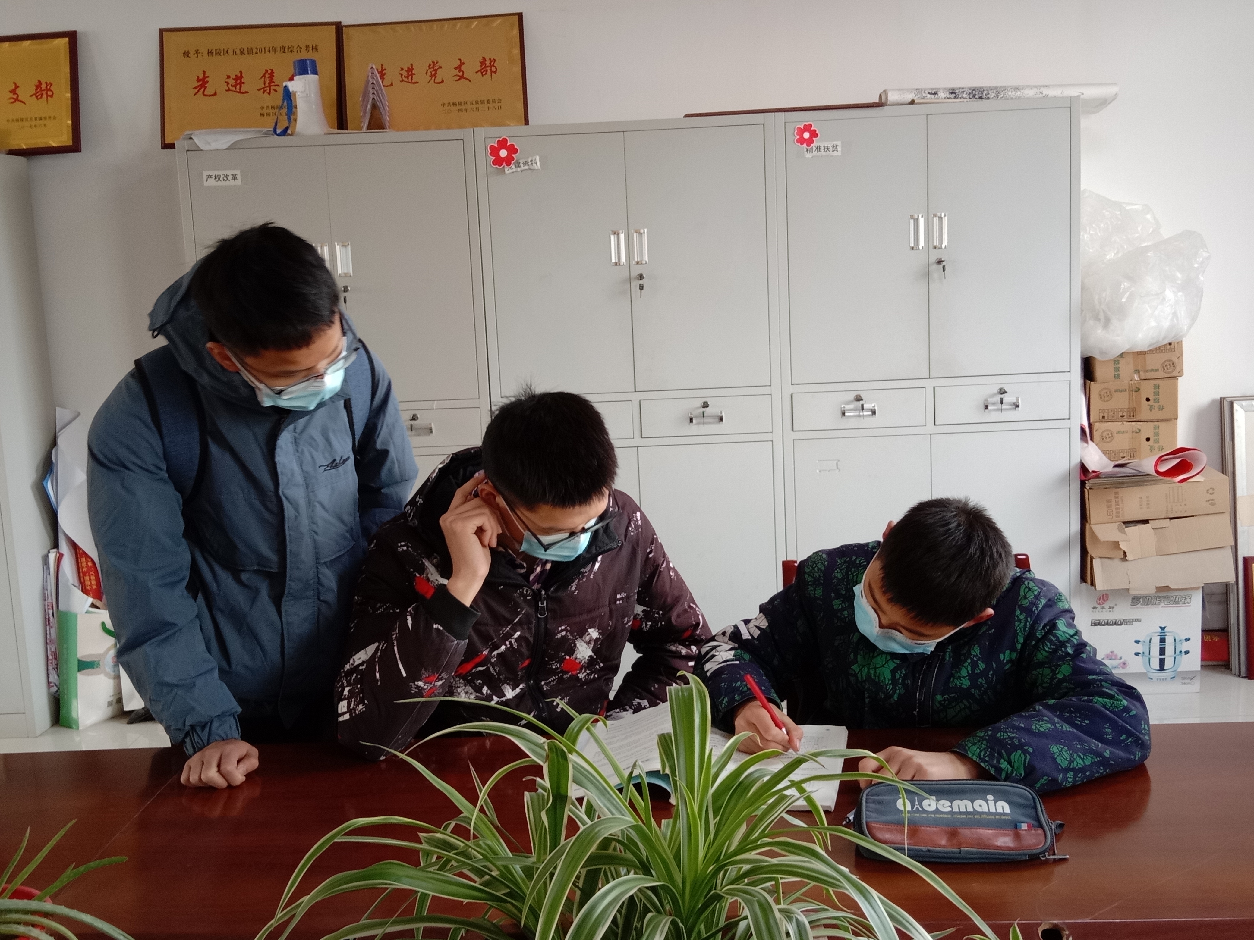 a1c60f734a154d2591176691a58fbbe7.jpg a1c60f734a154d2591176691a58fbbe7.jpg