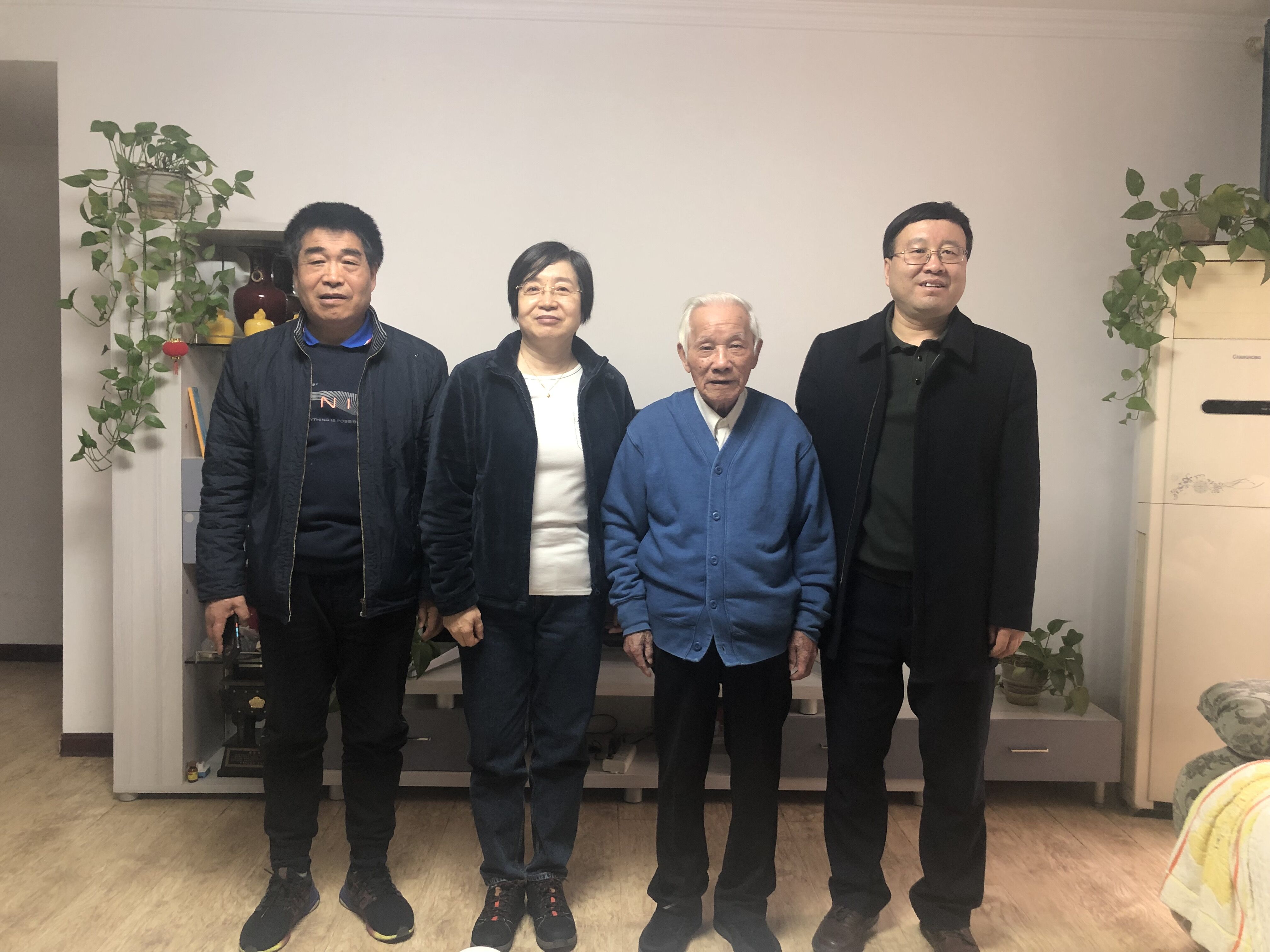 ef75dbafa5744a1896b1cd4414b2ba3b.jpg ef75dbafa5744a1896b1cd4414b2ba3b.jpg